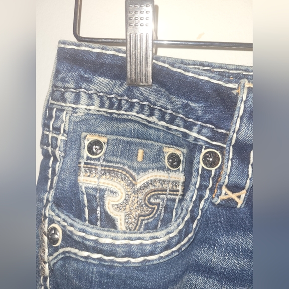 Fashion Jeans. Take a look. - Picture 15 of 16